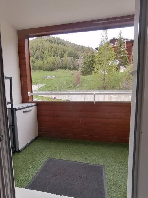 Appartement Avec Grande Terrasse Allos Exterior photo